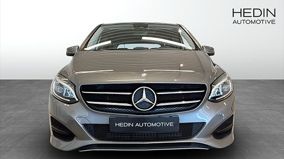 Mercedes-Benz B180 d 4 of 12
