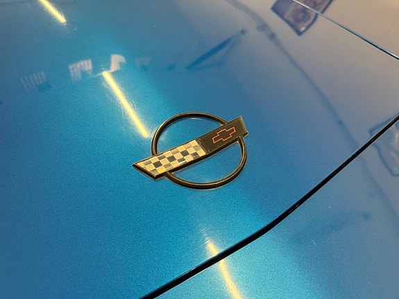 Chevrolet Corvette 6 of 30