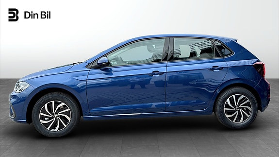 Volkswagen Polo 2 of 12