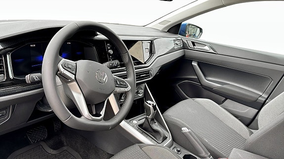 Volkswagen Polo 7 of 12