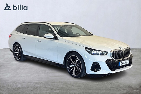 BMW 520d 3 of 5