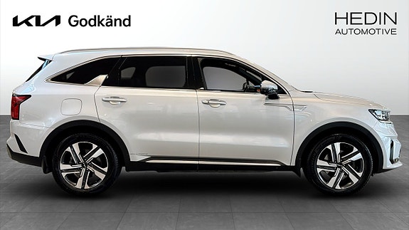 Kia Sorento 4 of 5