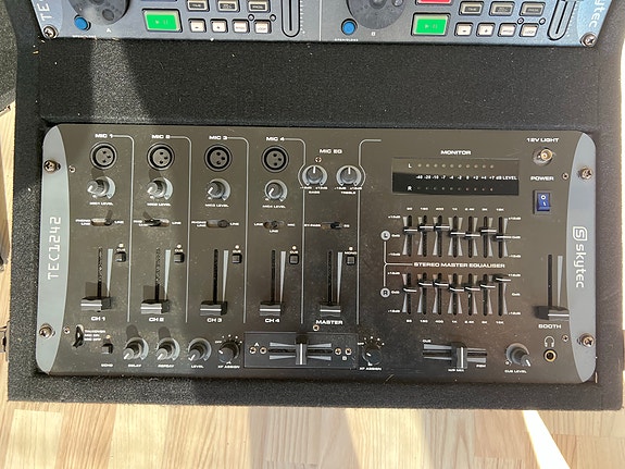 Product image 3 of 7