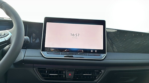 Volkswagen Tiguan 9 of 12