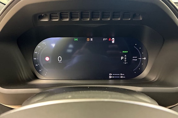 Volvo XC90 14 of 17