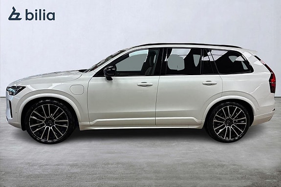 Volvo XC90 3 of 5