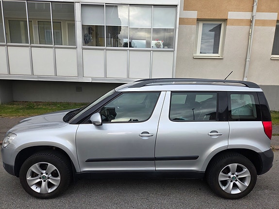 Skoda Yeti 2 of 5