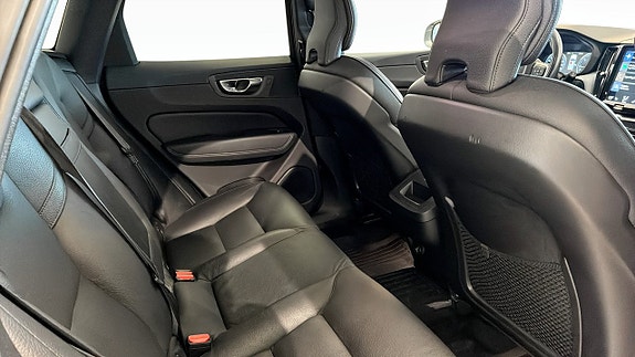 Volvo XC60 5 of 5