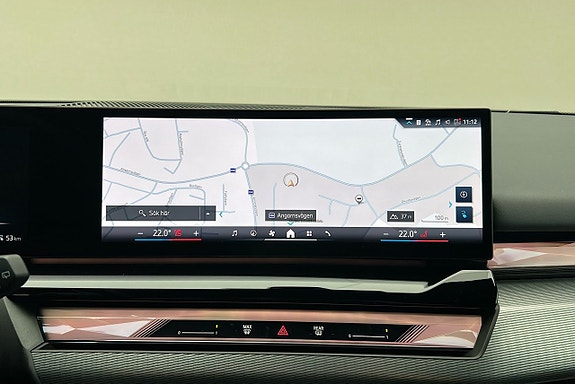 BMW i5 8 of 27