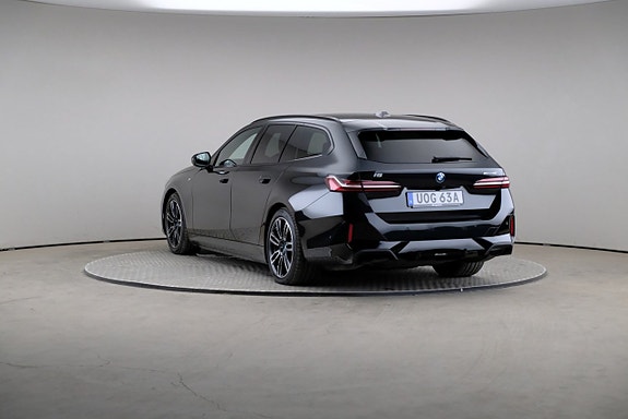 BMW i5 2 of 27