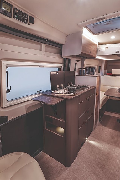 Bürstner B66 C644 U-soffa bak, dieselvärmare, automat med mer! NYHET! 4 of 5