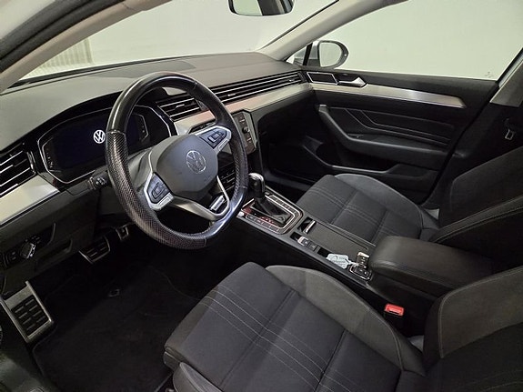 Volkswagen Passat Alltrack 10 of 10