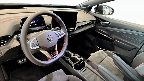 Volkswagen ID.4 GTX 7 of 12