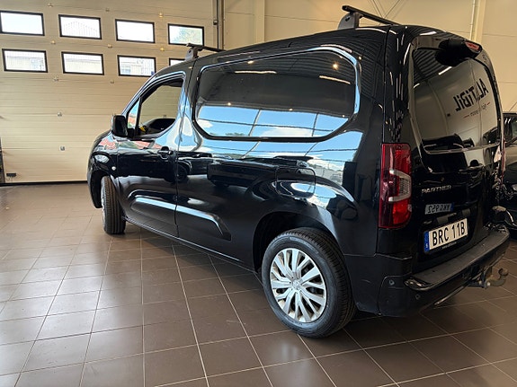 Peugeot Partner 3 of 16