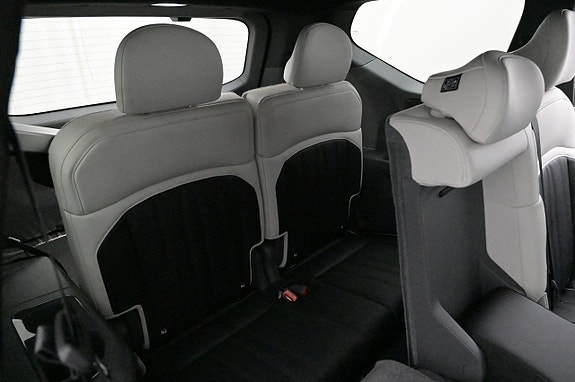 Kia EV9 23 of 27