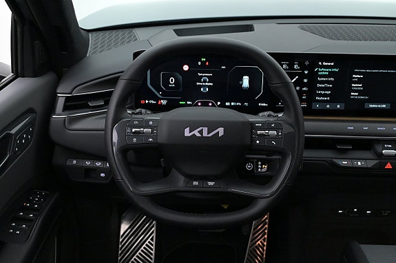 Kia EV9 7 of 27