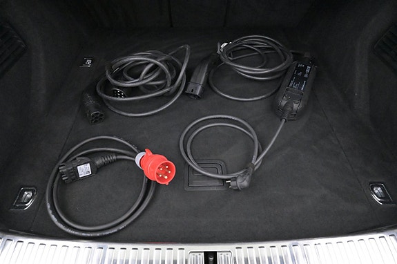 Audi e-tron 24 of 27
