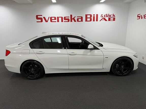 BMW 320d 5 of 5