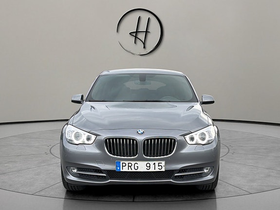BMW 520d 3 of 5