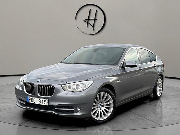 BMW 520d 2 of 5