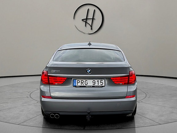 BMW 520d 4 of 5