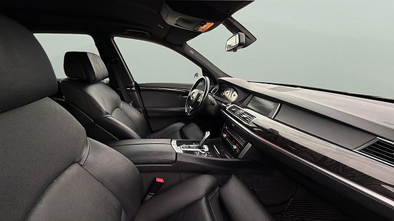 BMW 520d 11 of 30