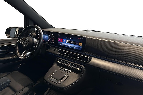 Mercedes-Benz V300 d 11 of 15