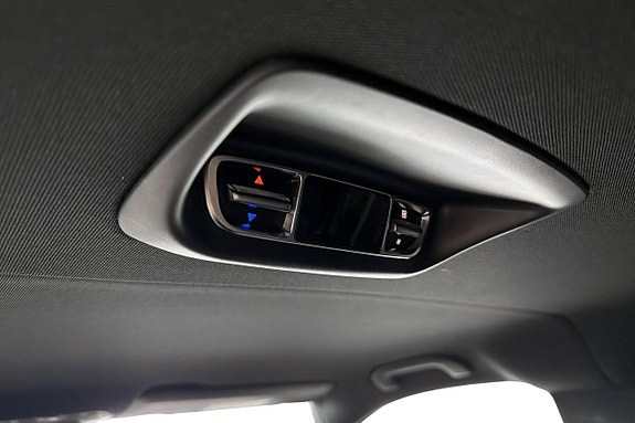 Mercedes-Benz V300 d 13 of 15