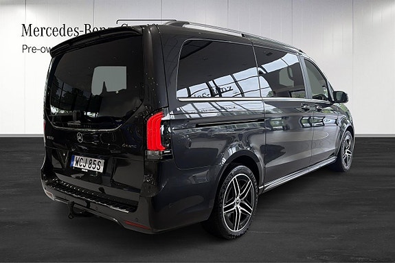 Mercedes-Benz V300 d 3 of 15
