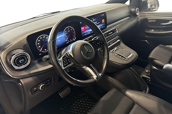 Mercedes-Benz V300 d 7 of 15