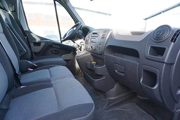 Renault Master 12 of 14