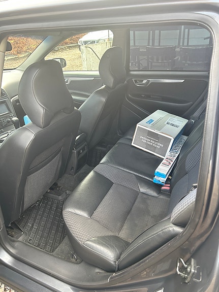 Volvo V70 6 of 6
