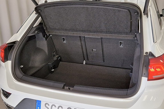 Volkswagen T-Roc 5 of 5
