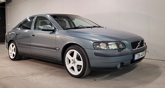 Volvo S60 4 of 13
