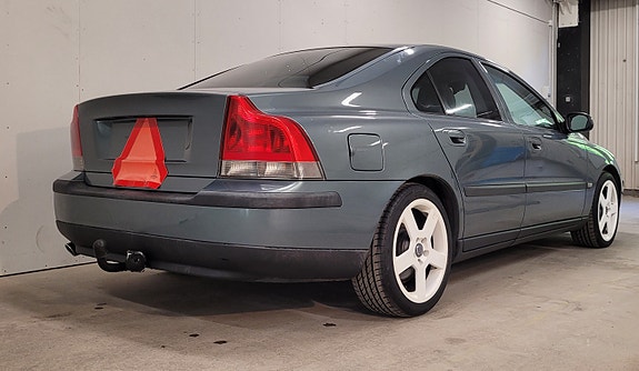 Volvo S60 3 of 13