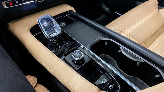 Volvo XC90 14 of 23