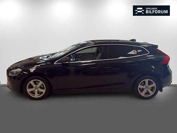 Volvo V40 4 of 5