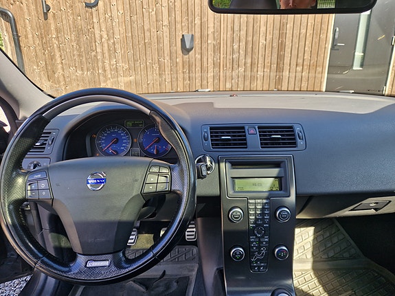 Volvo V50 7 of 9