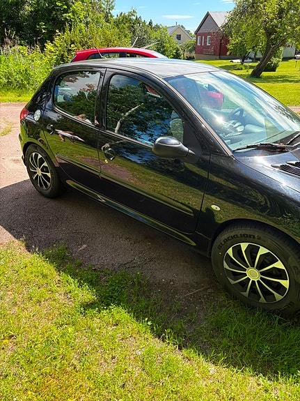 Peugeot 206 4 of 5