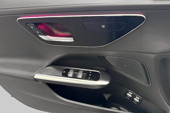 Mercedes-Benz C300 19 of 20