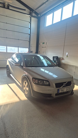 Volvo C30 2 of 4