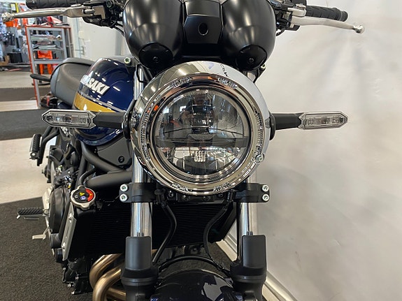Kawasaki Z650 RS "Fabriksny hoj för omgående leverans" 8 of 8