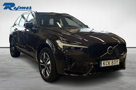 Volvo XC60 2 of 5