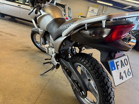 Honda Powersports XL125V Varadero 5 of 12