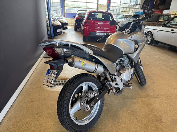 Honda Powersports XL125V Varadero 4 of 12