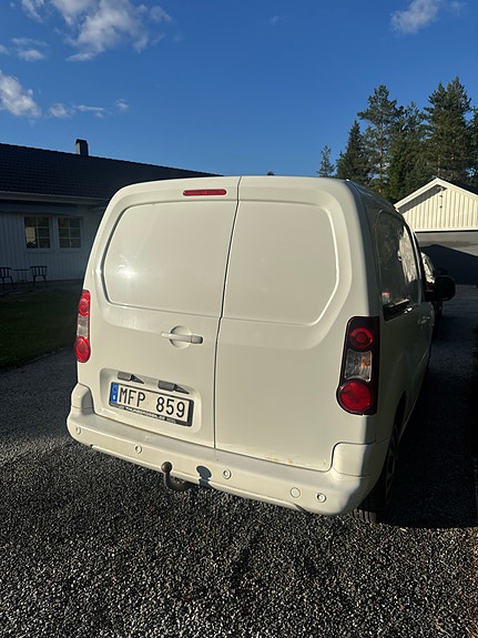 Peugeot Partner 3 of 4