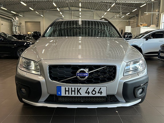 Volvo XC70 10 of 30
