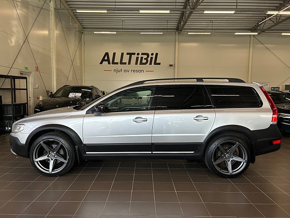 Volvo XC70 4 of 30