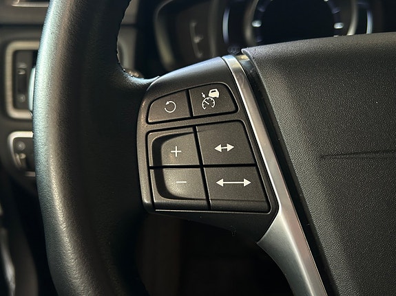 Volvo XC70 27 of 30