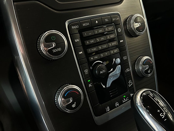 Volvo XC70 24 of 30